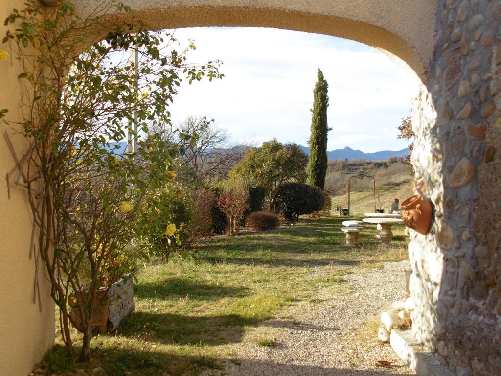 La Ferme De Valauris Bed & Breakfast Sisteron Exterior photo